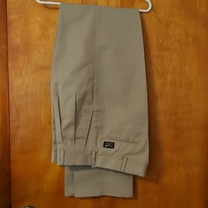 Men's trouser,size 32